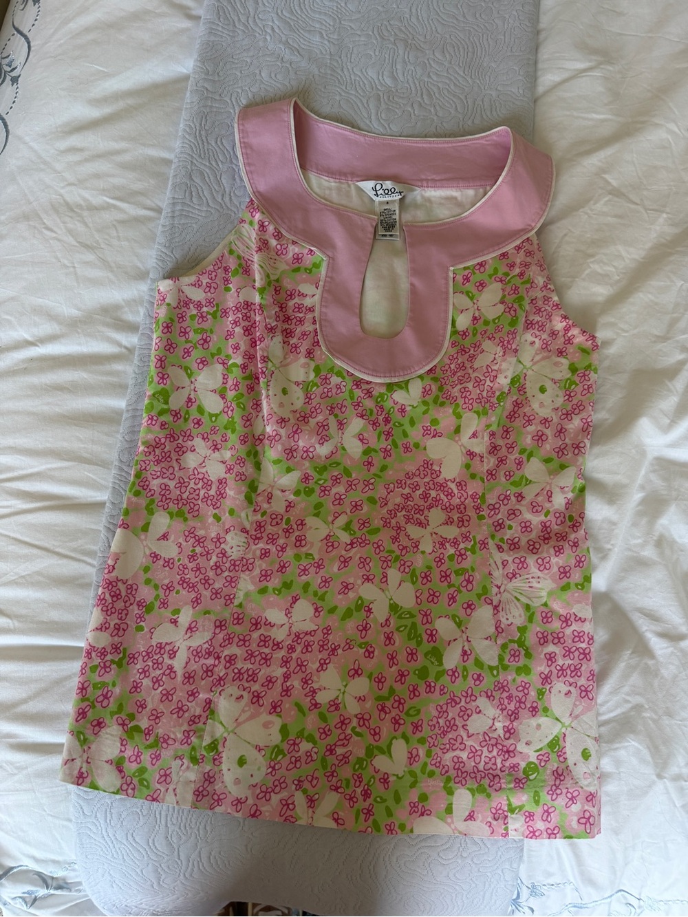 Lilly Pulitzer Pink and Green Floral Keyhole Shell